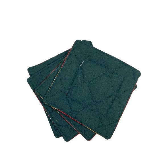 Mailelani's Hawaiian Coasters Red Gold Pineapple Print Green Quilted Vintage - Picture 6 of 9